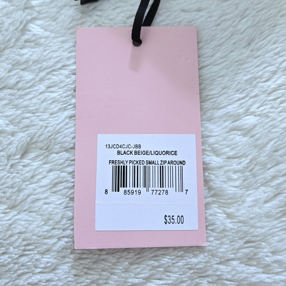 Juicy🍊 Couture "Freshly Picked" Small Zip Around Wallet - NWT - Picture 16 of 16